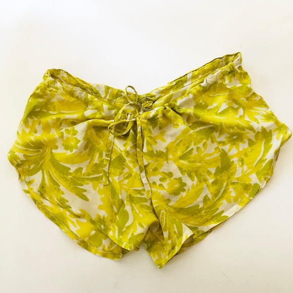 Mikoh Swimwear, Cover Silk Shorts / Size XS-S - Picture 1 of 4